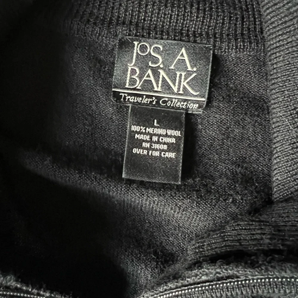 100% Merino Wool Jos A Banks Men's Black Sweater Size Large